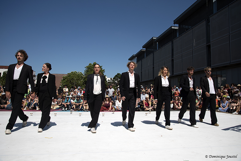 2023-Fest Vivacité-Sotteville Lès Rouen-Bobaïnko-Viens m'embrasser-© D Jouxtel 1' bd